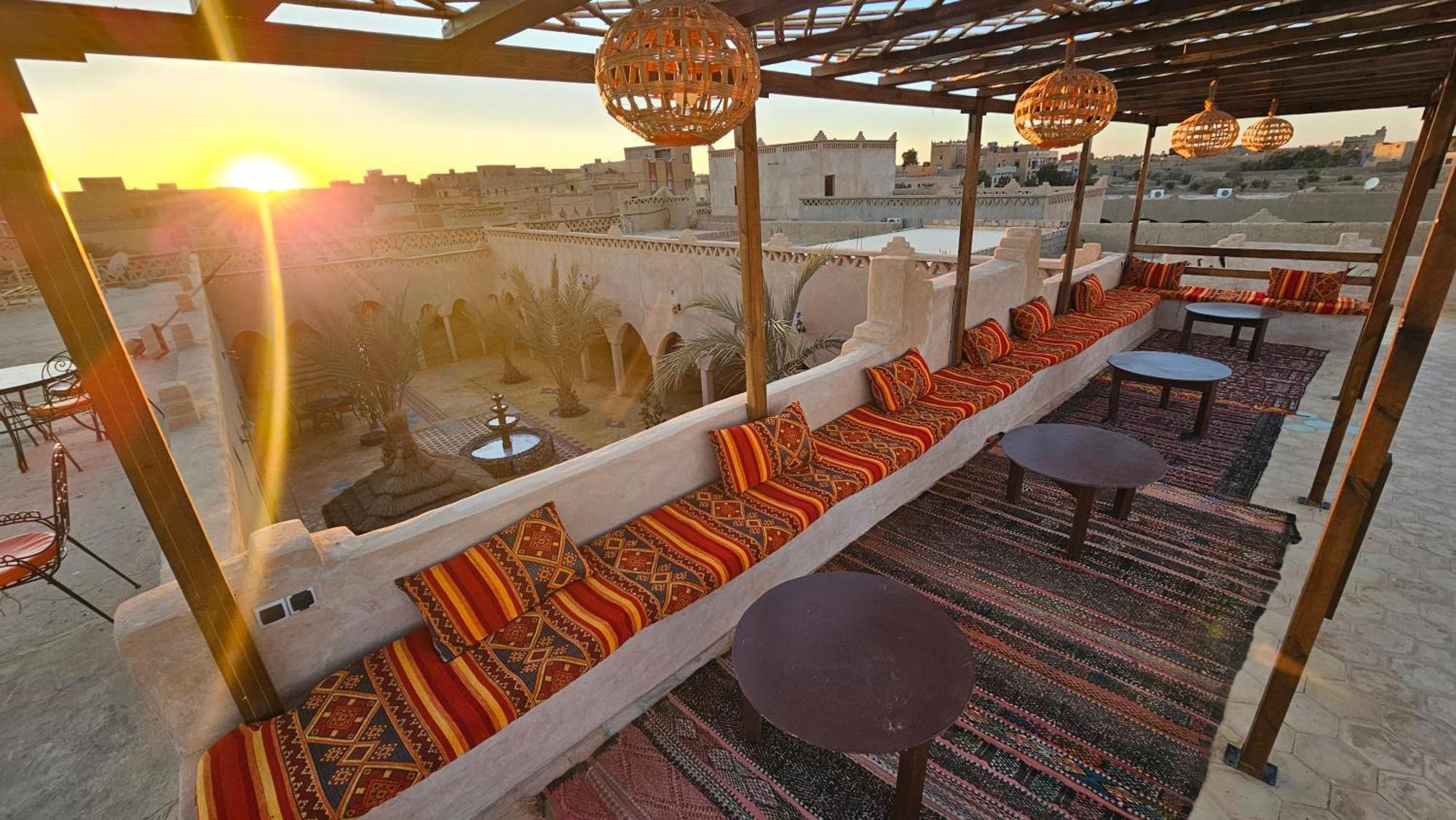 Couette-café Les Roches Merzouga